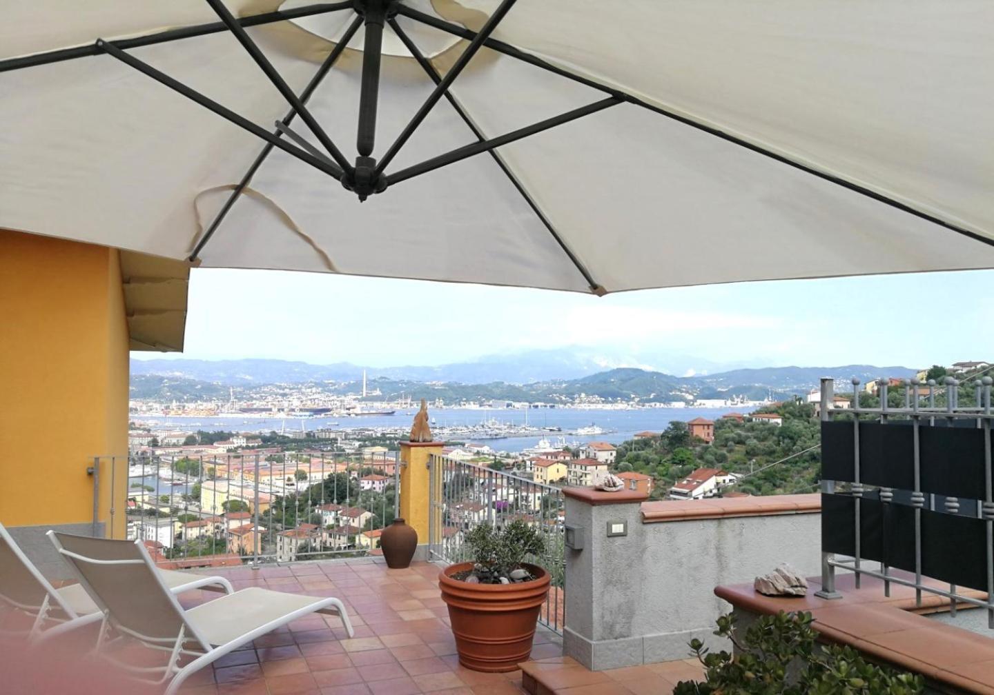 I Poggi Sul Golfo Hotel La Spezia Luaran gambar